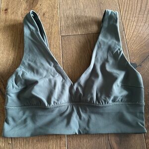 Lululemon Align V-Neck C/D Cup Sports Bra -Dark Forest size 8